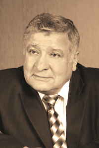Геворгян Валерий Керопович, художественный руководитель театра